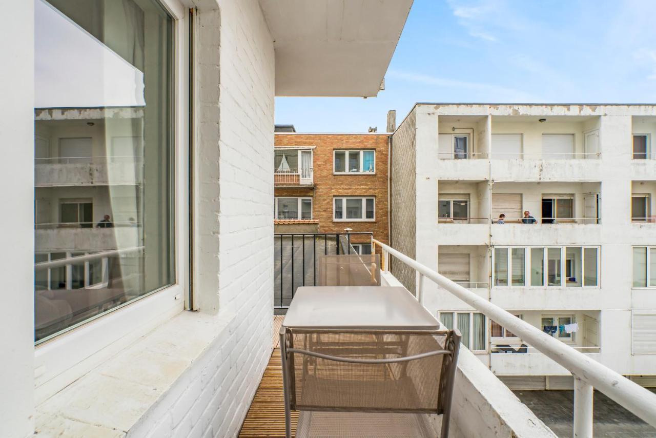 Modern And Bright Seaside App W Seaview & Terrace Apartment Oostende Bagian luar foto
